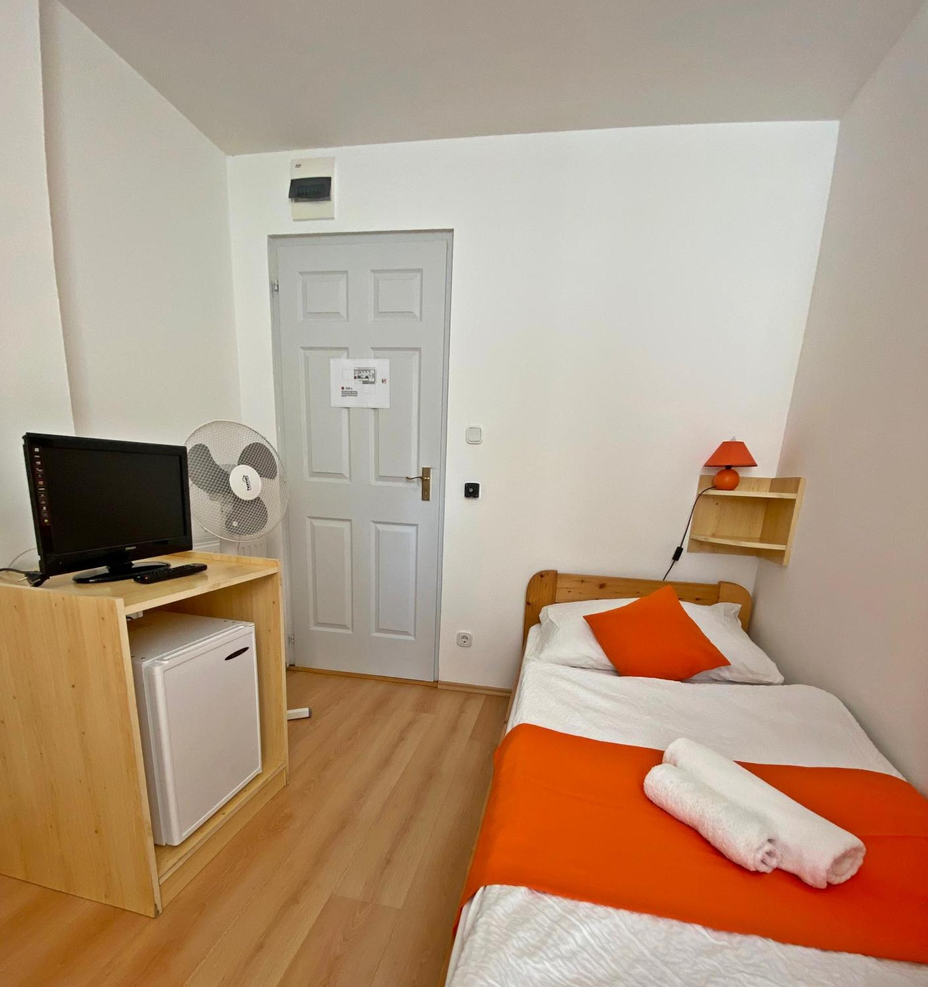 Hotel Magnolia Balatonszepezd Chambre photo