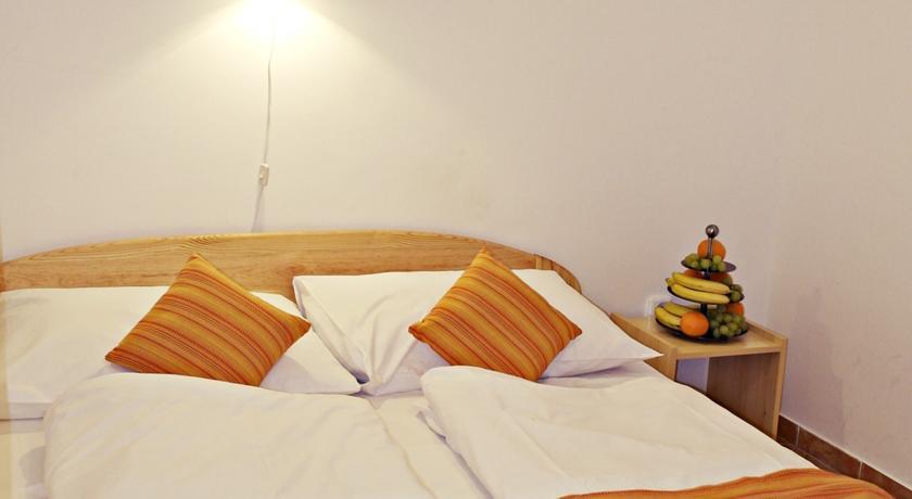 Hotel Magnolia Balatonszepezd Extérieur photo